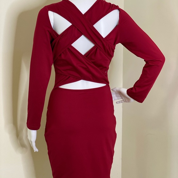 Crisscross Back Sung Dress - Picture 2 of 2